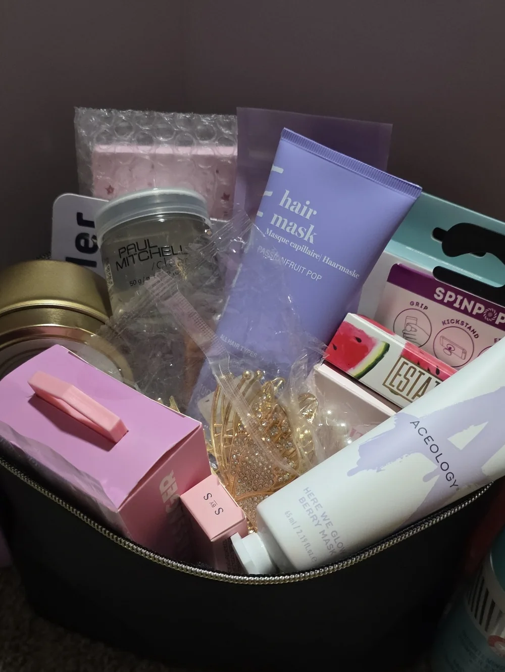 25+ Brand New Items---Mystery Beauty Bag